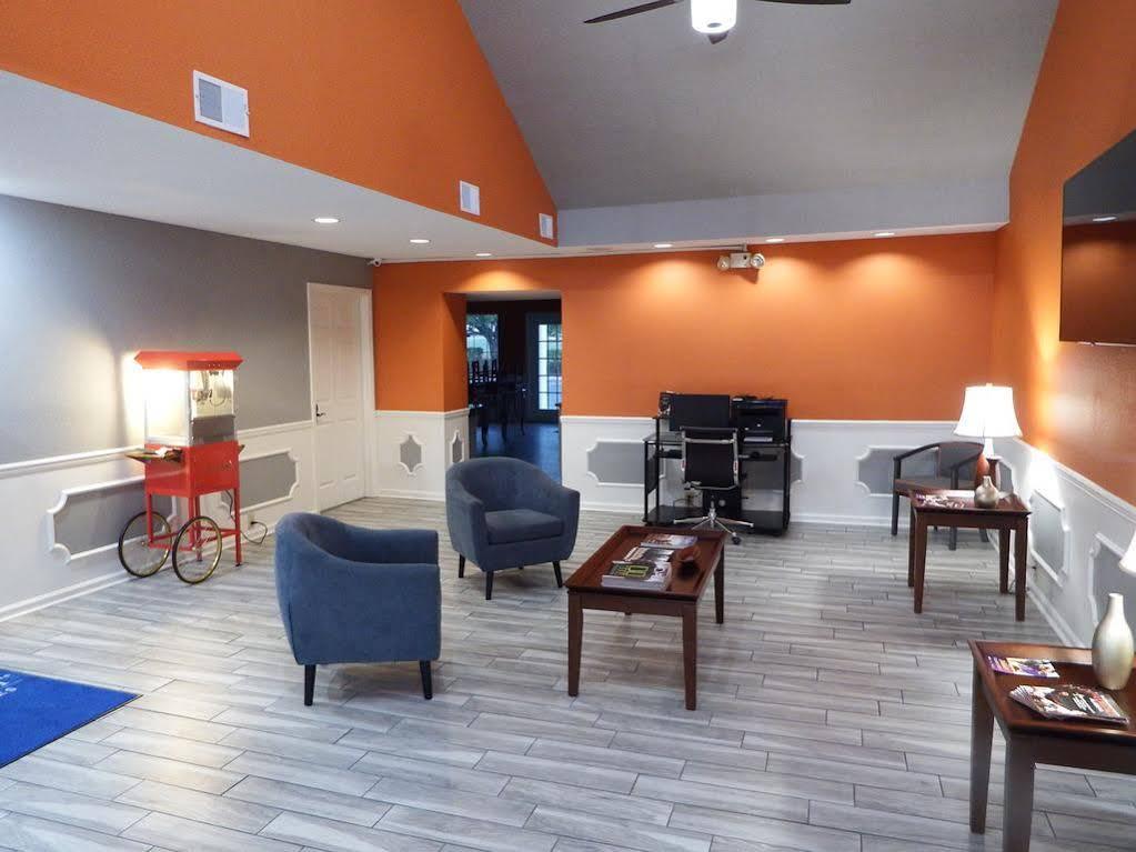 Baymont By Wyndham Florence/Muscle Shoals Екстер'єр фото