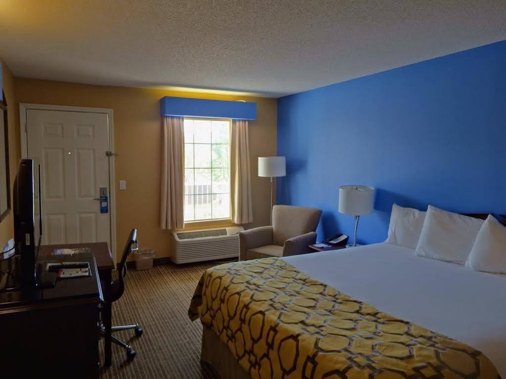 Baymont By Wyndham Florence/Muscle Shoals Екстер'єр фото